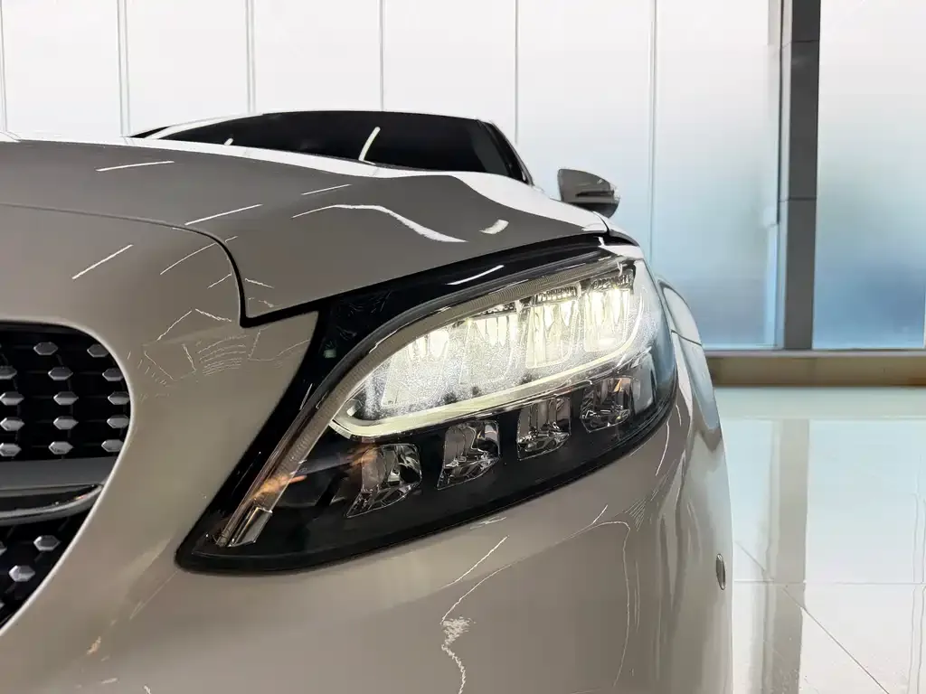 Mercedes-Benz C-Class — фото 9