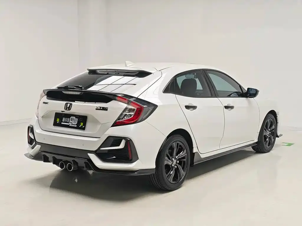 Honda Civic — фото 8