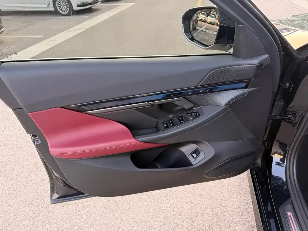 BMW i5 2024 из CN, фото 8