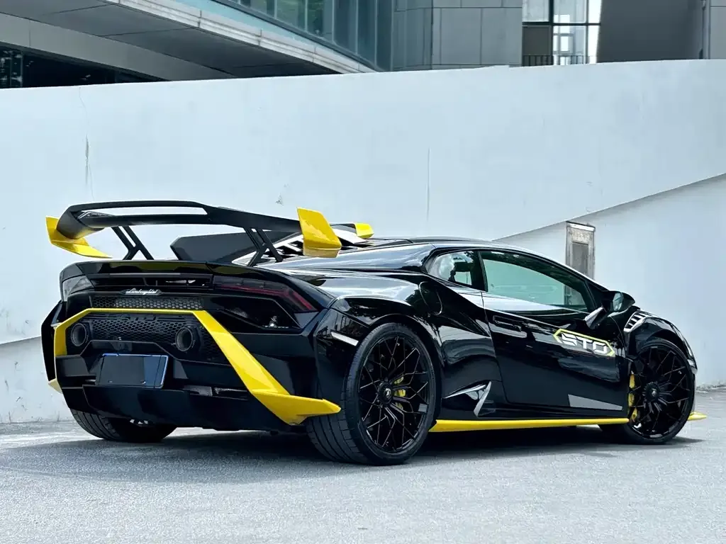 Lamborghini Huracan — фото 7