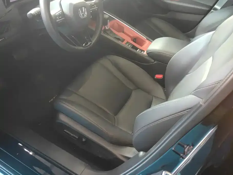 Honda Accord — фото 4