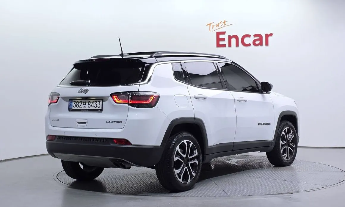 Jeep Compass 2022 из KR, фото 3