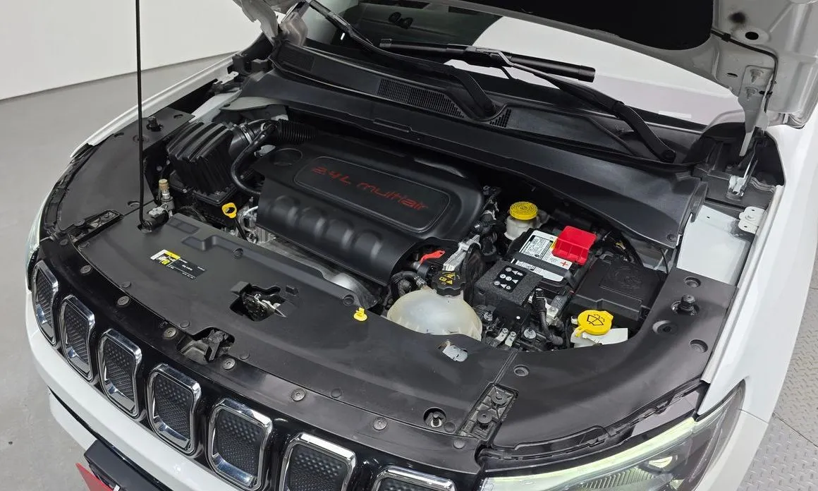 Jeep Compass 2022 из KR, фото 9