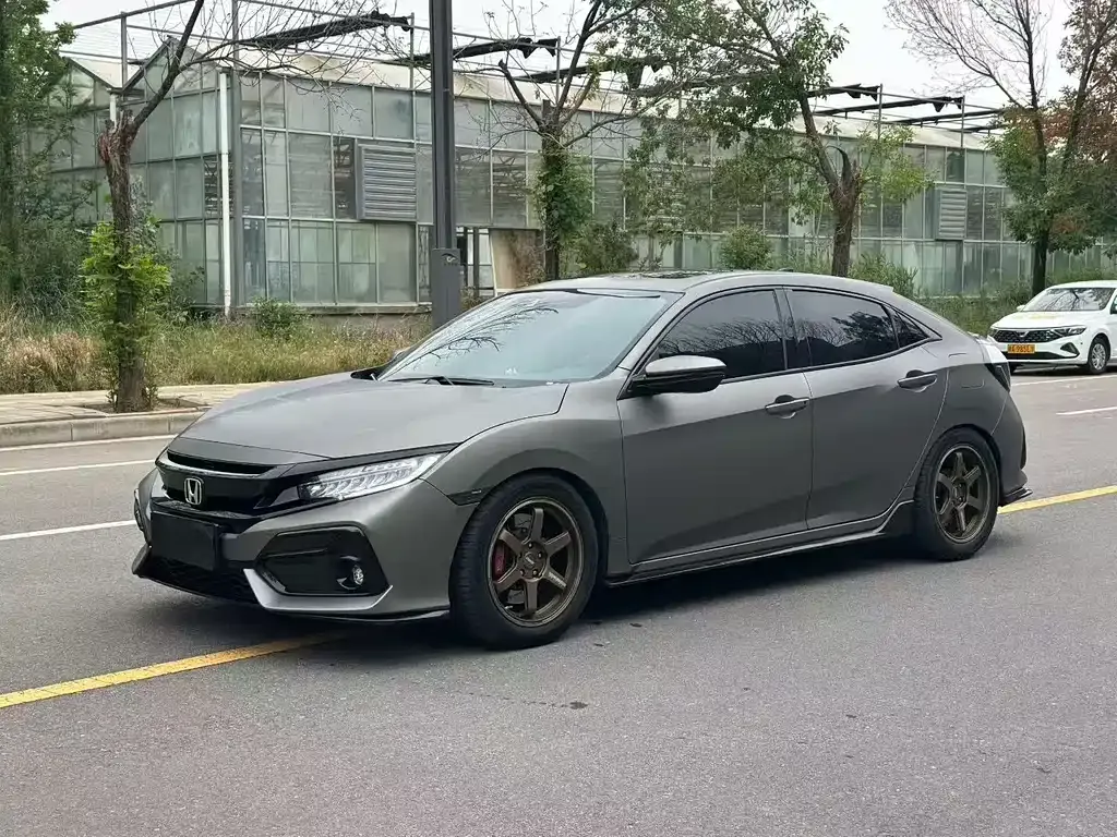 Honda Civic — фото 1