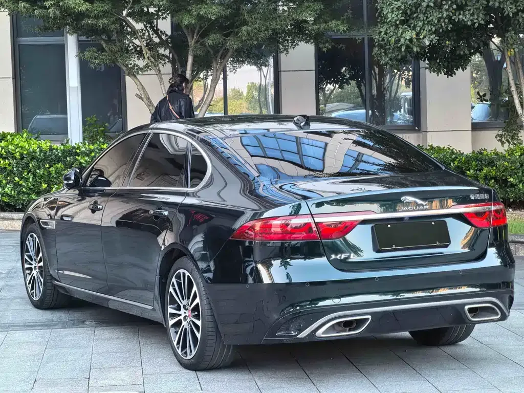 Jaguar XFL — фото 8