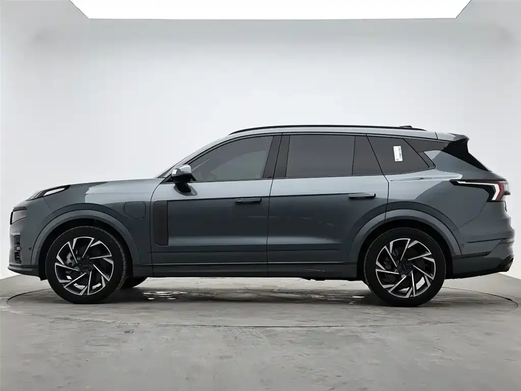 Lynk & Co 09 PHEV — фото 7