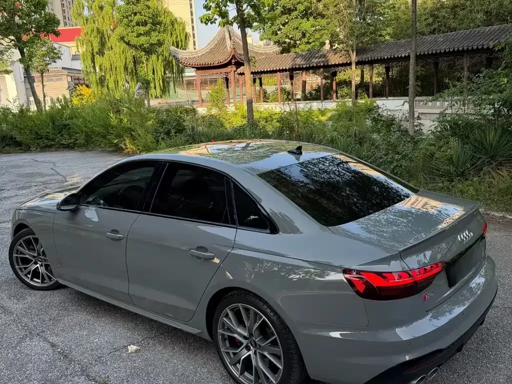 Audi S4 2023 из CN, фото 10