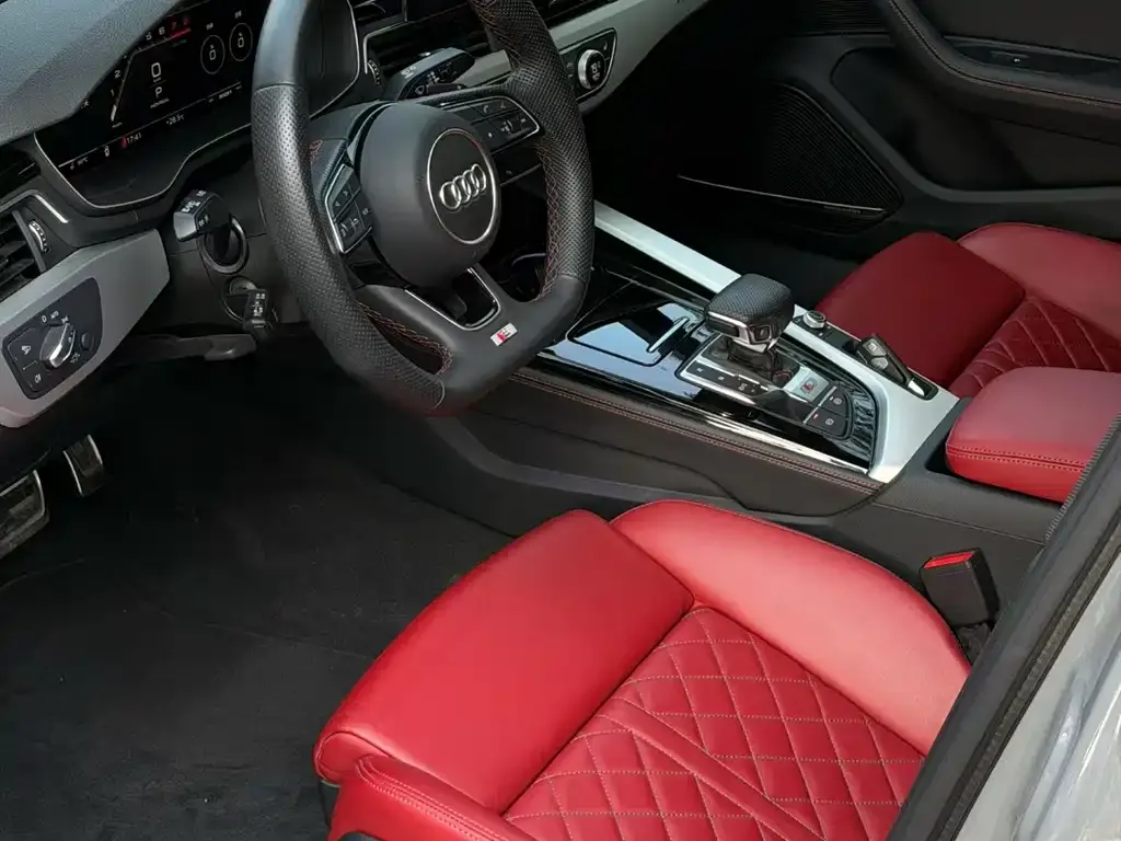 Audi S4 2023 из CN, фото 5