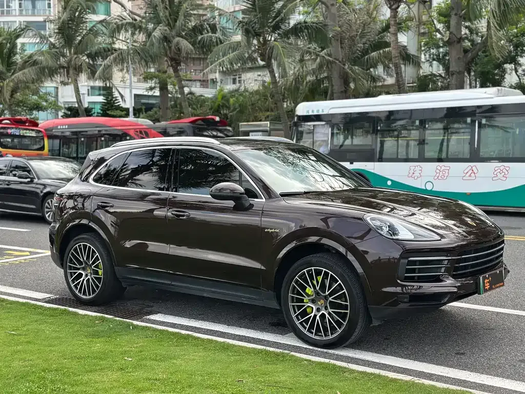 Porsche Cayenne Hybrid 2022 из CN, фото 9