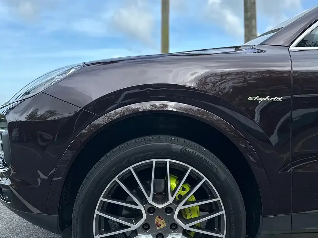 Porsche Cayenne Hybrid 2022 из CN, фото 2