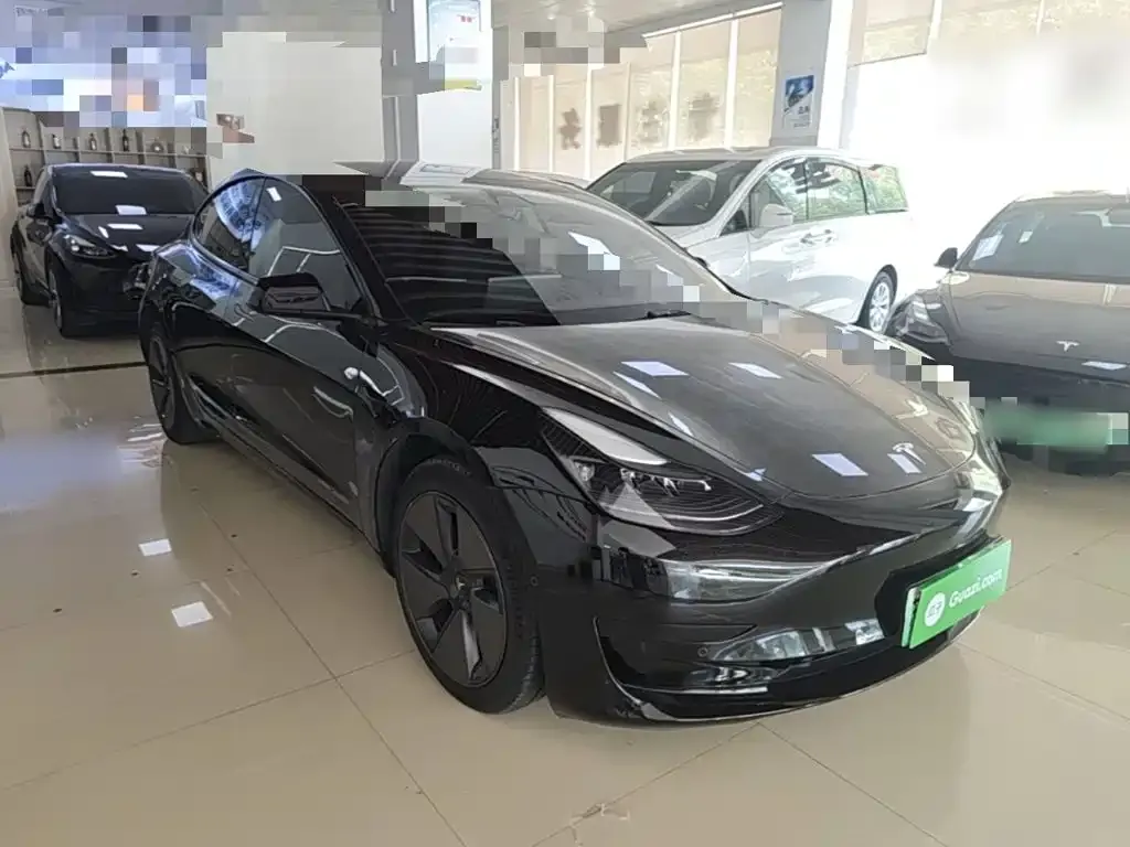 Tesla Model 3 — фото 6