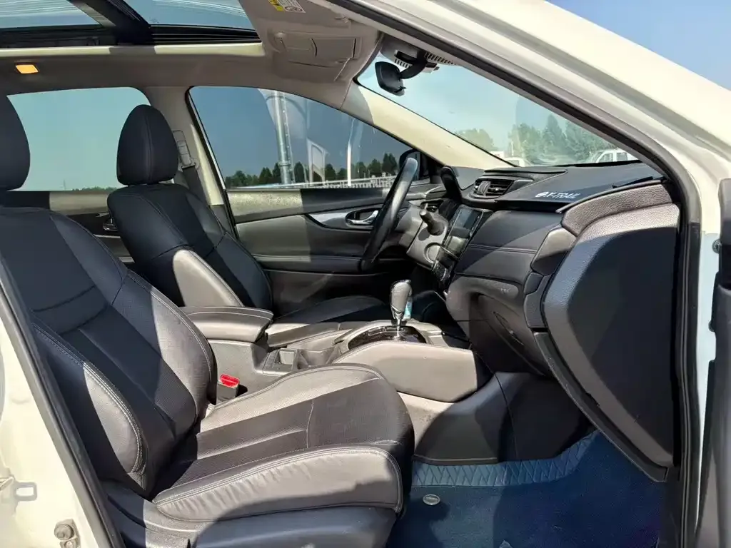 Nissan X-Trail 2025 из CN, фото 6