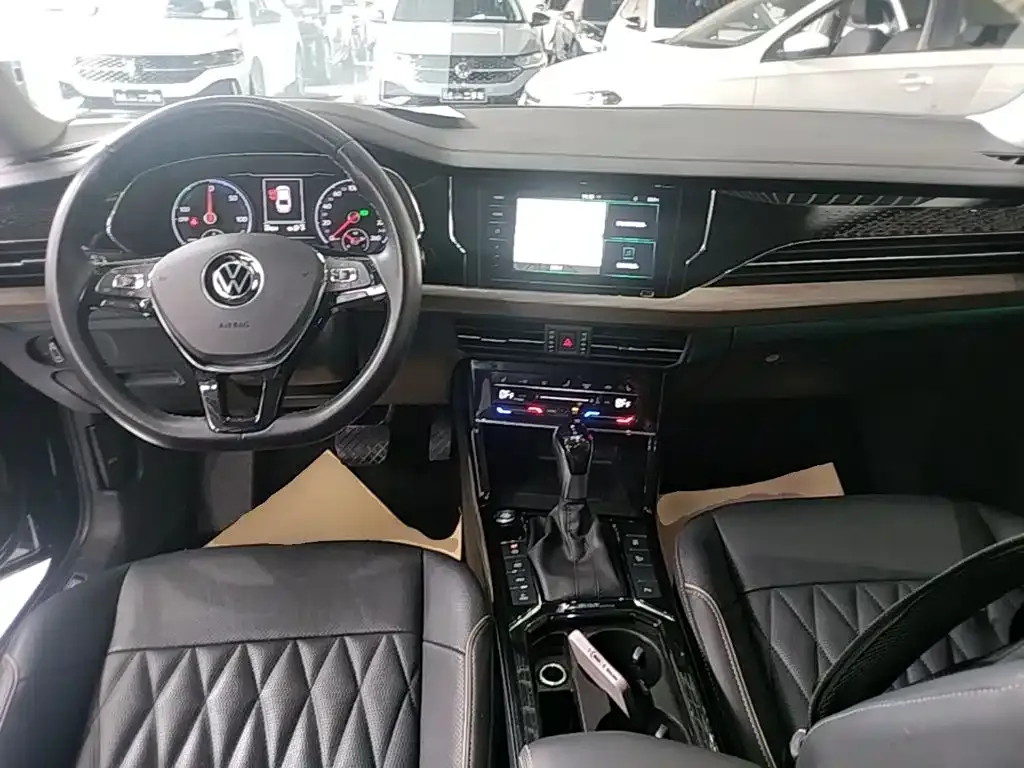 Volkswagen 帕萨特插电混动 — фото 5