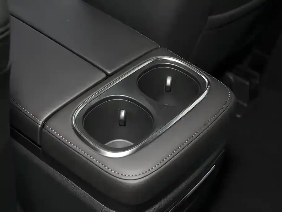 GAC Motor Trumpchi M8 — фото 3