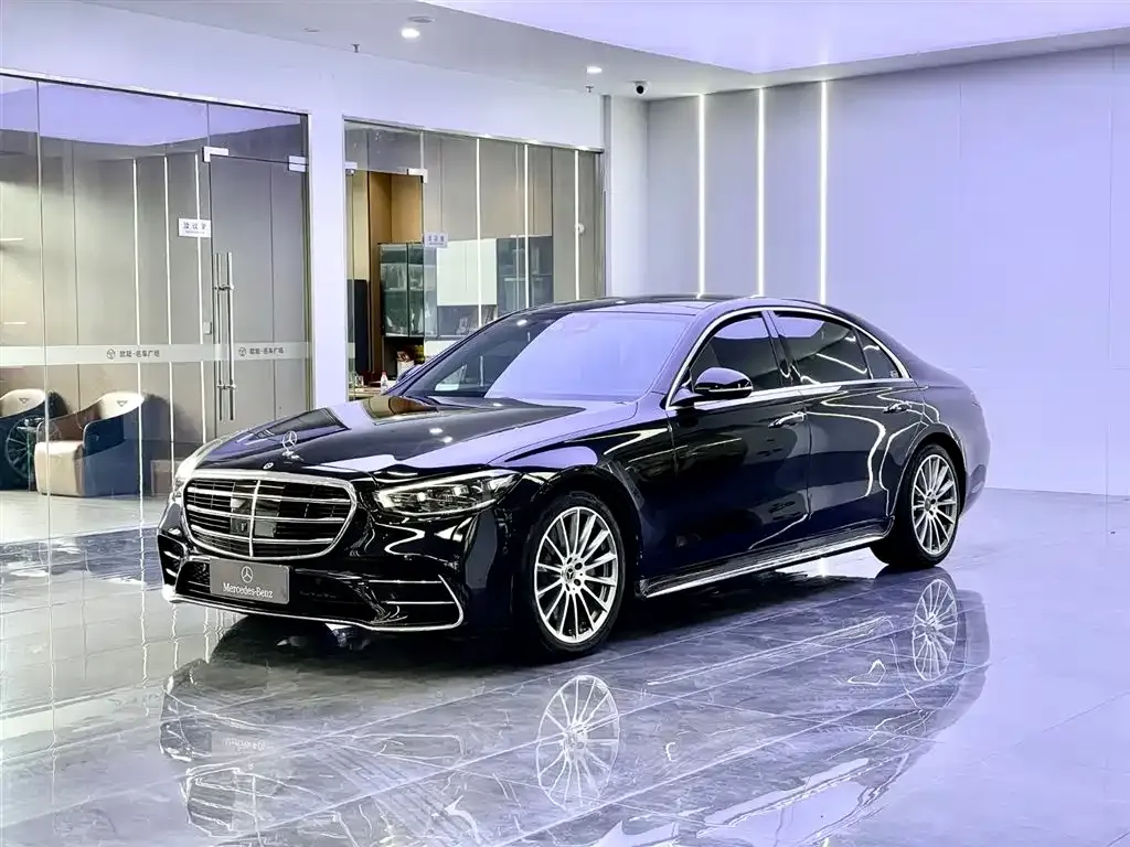 Mercedes-Benz S-Class — фото 1