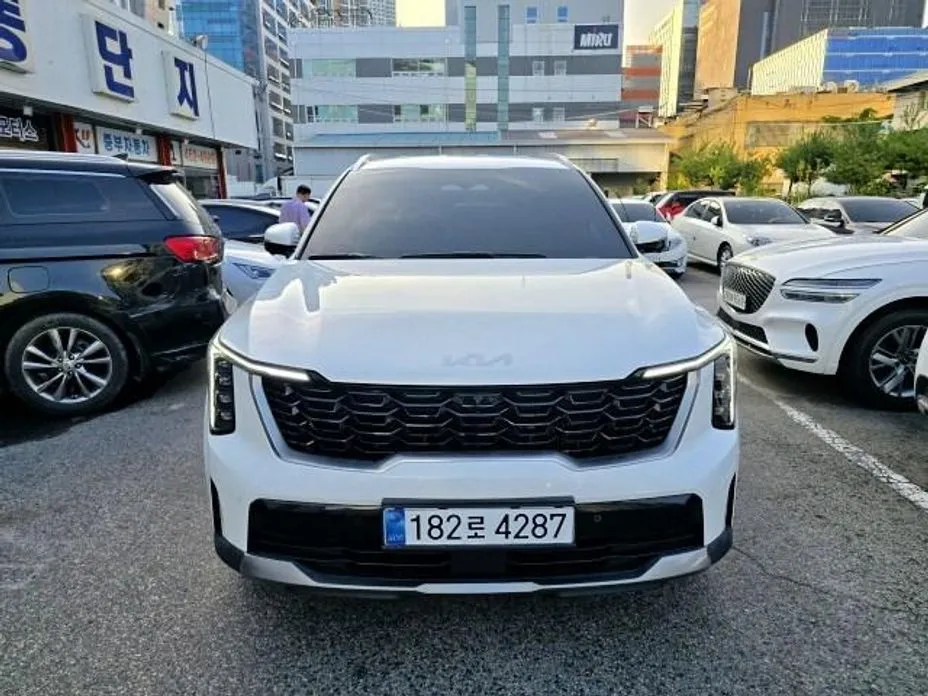 Kia Sorento — фото 4