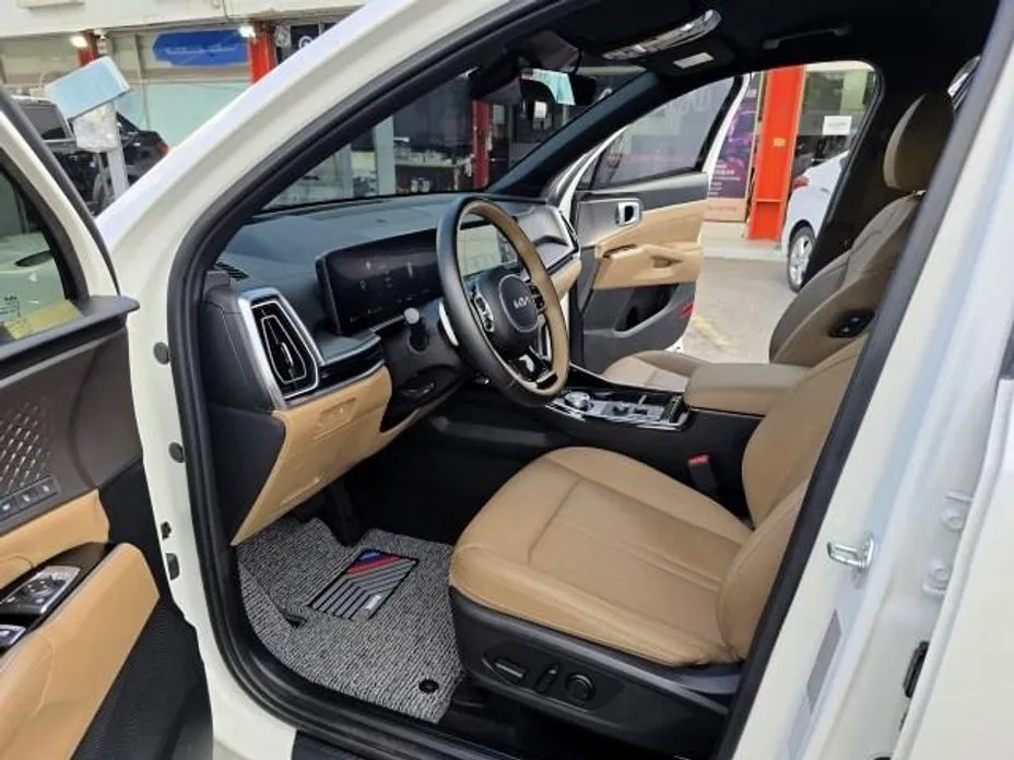 Kia Sorento — фото 8