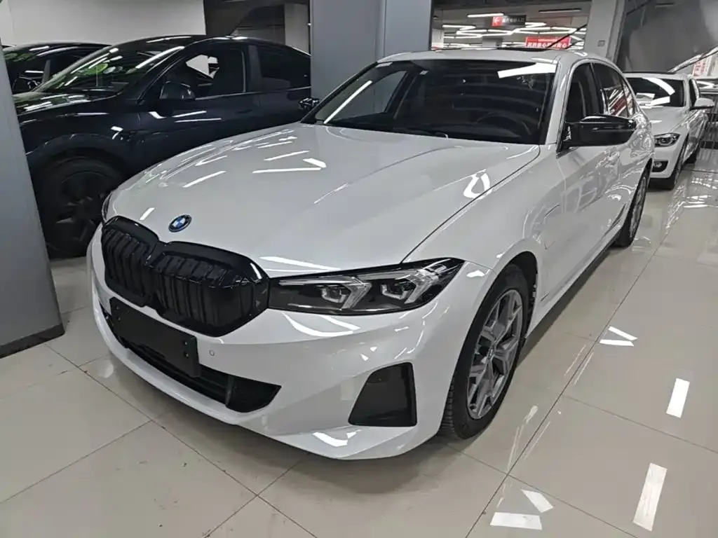 BMW i3 — фото 1