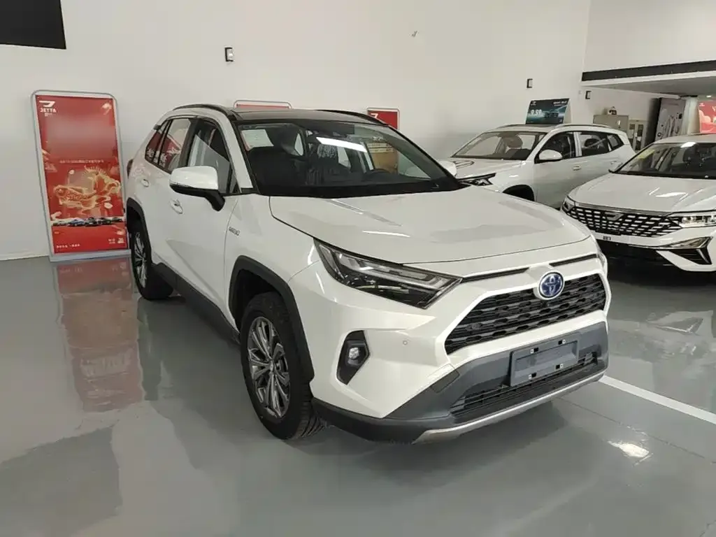Toyota RAV4 — фото 9