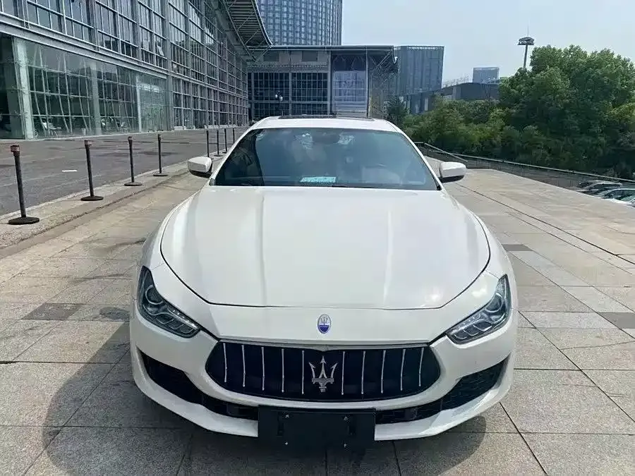 Maserati Ghibli — фото 9