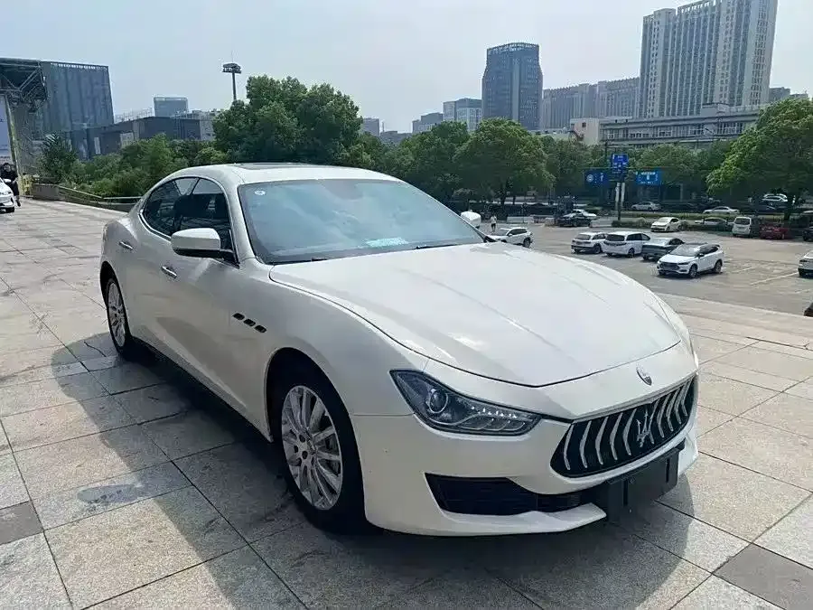 Maserati Ghibli — фото 5