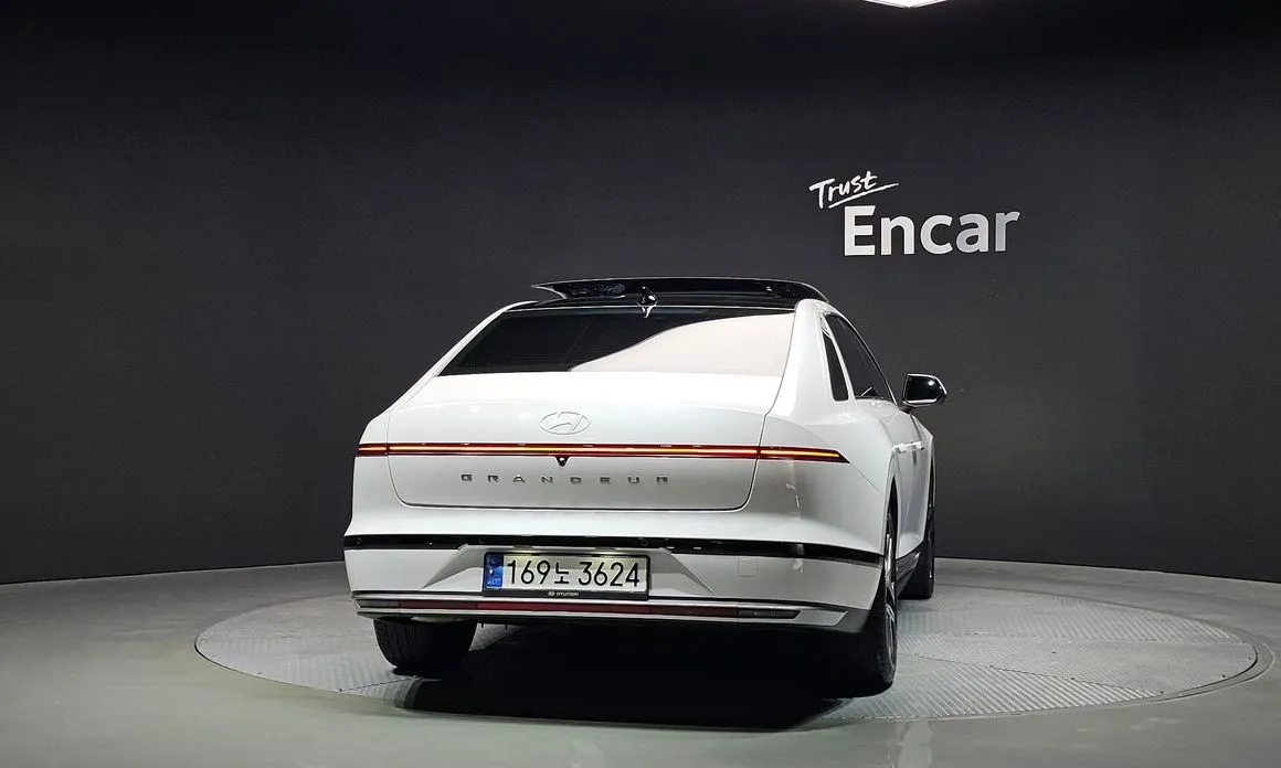 Hyundai Grandeur 2023 из KR, фото 4
