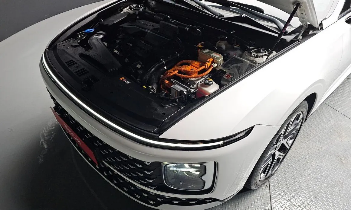 Hyundai Grandeur 2023 из KR, фото 6