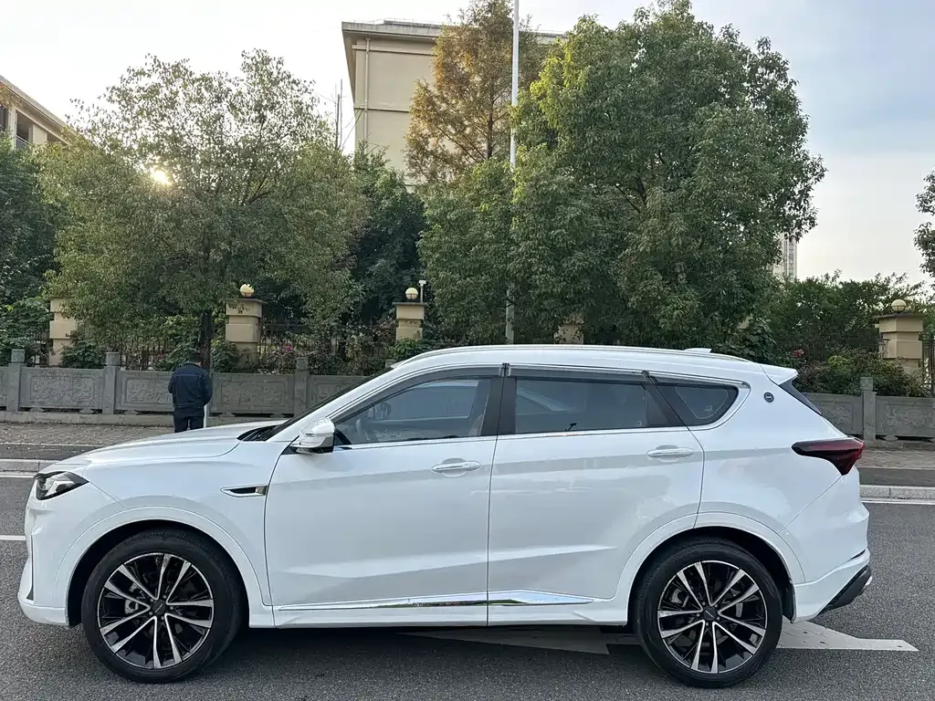 Jetour X70 PLUS — фото 10