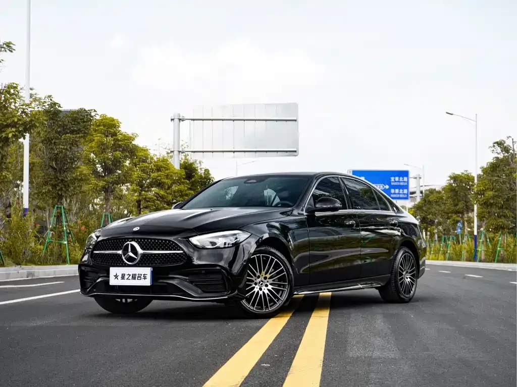 Mercedes-Benz C-Class — фото 1