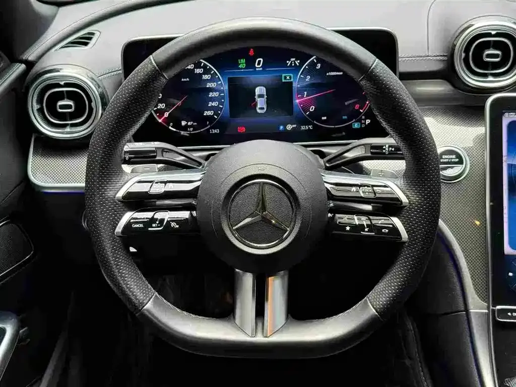 Mercedes-Benz C-Class — фото 8