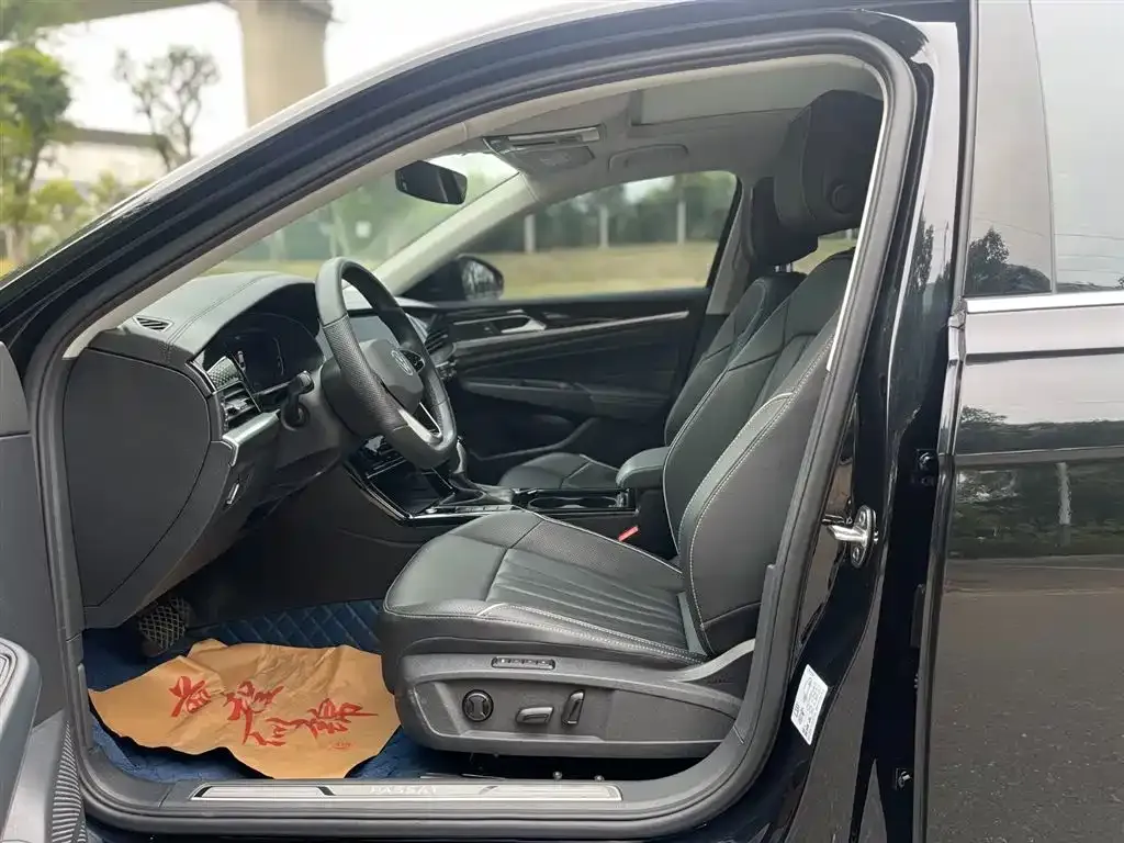 Volkswagen Passat — фото 2