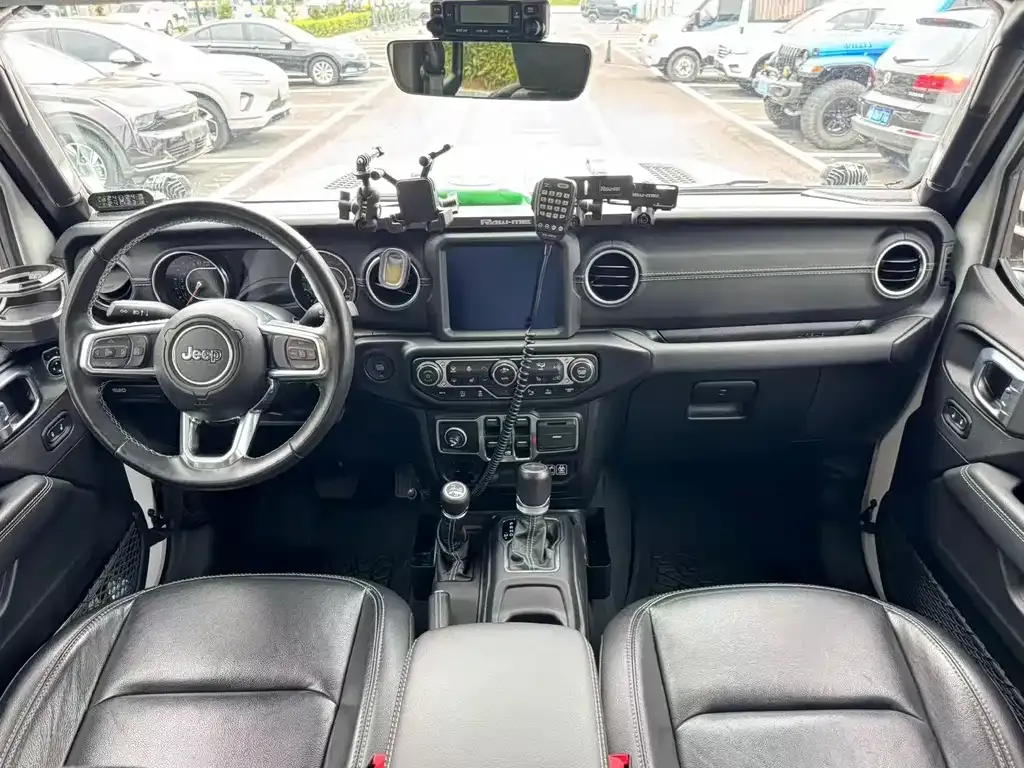 Jeep Gladiator 2023 из CN, фото 7