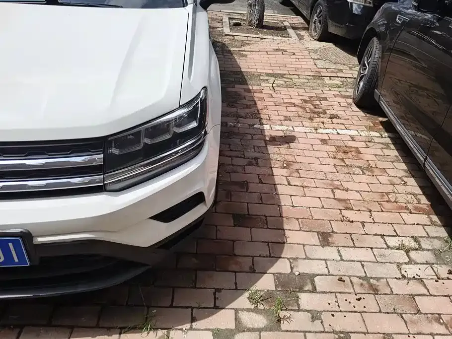 Volkswagen Tharu — фото 6