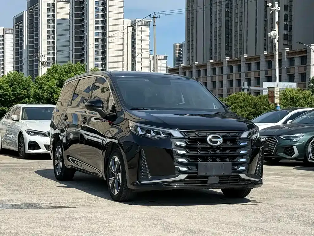 GAC Motor Trumpchi M6 — фото 9