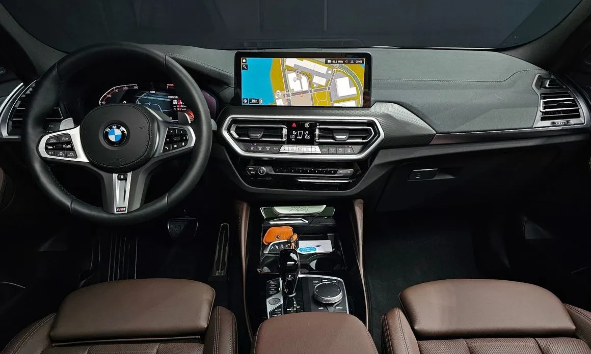 BMW X4 2025 из KR, фото 7