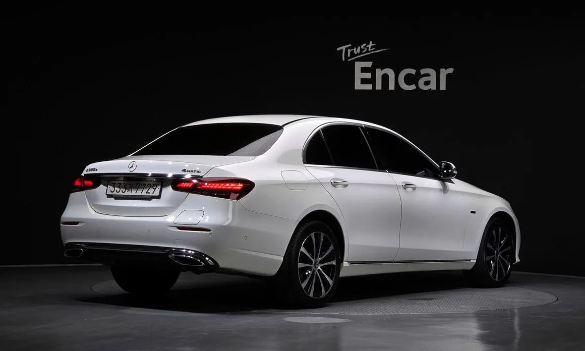 Mercedes-Benz E-Class 2021 из KR, фото 2