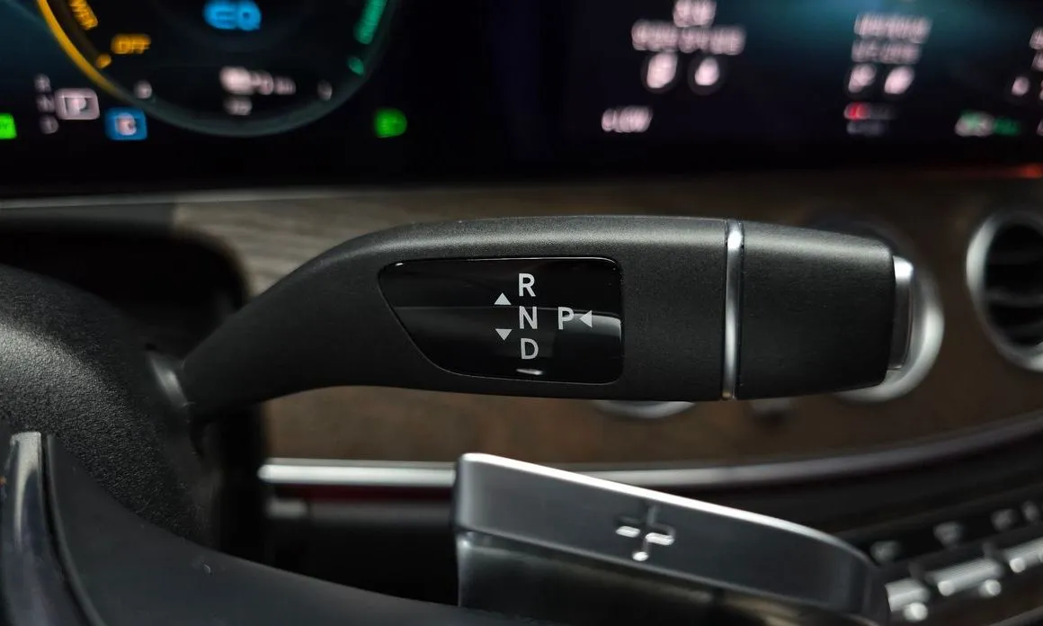 Mercedes-Benz E-Class 2021 из KR, фото 3