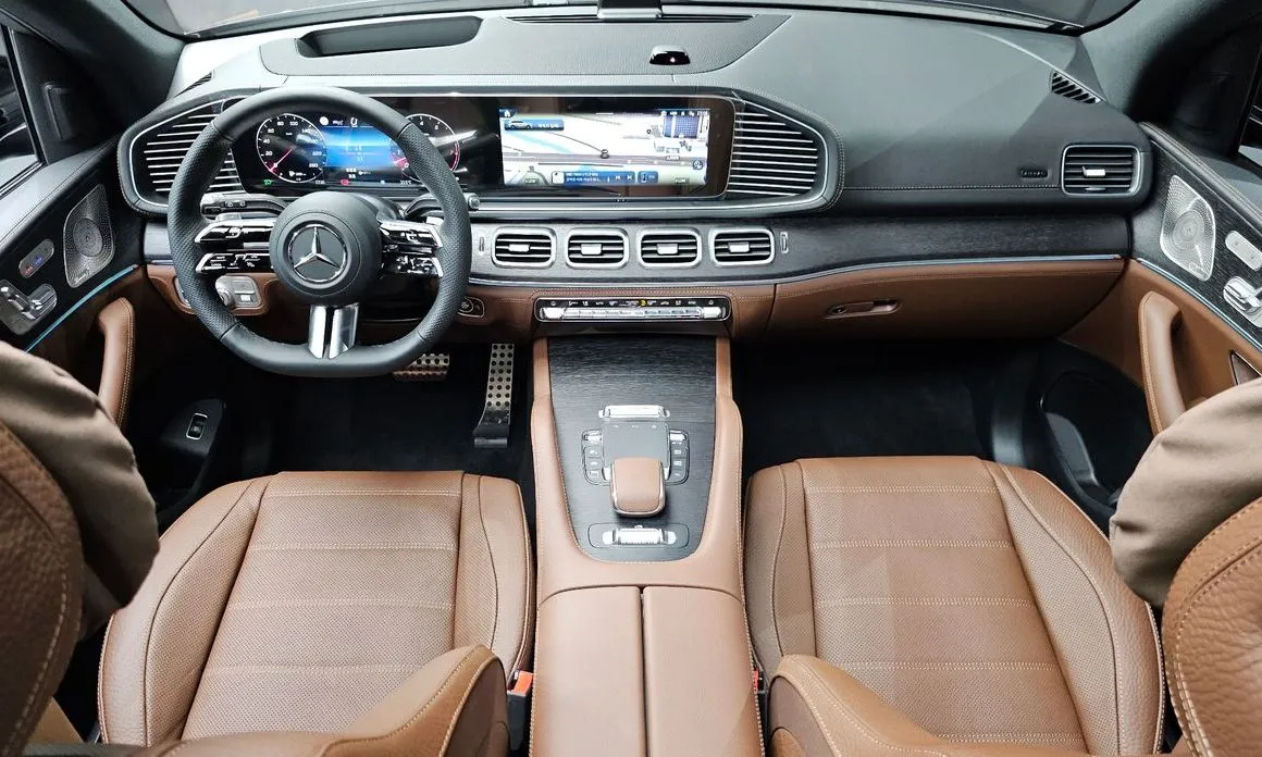 Mercedes-Benz GLS-Class — фото 9