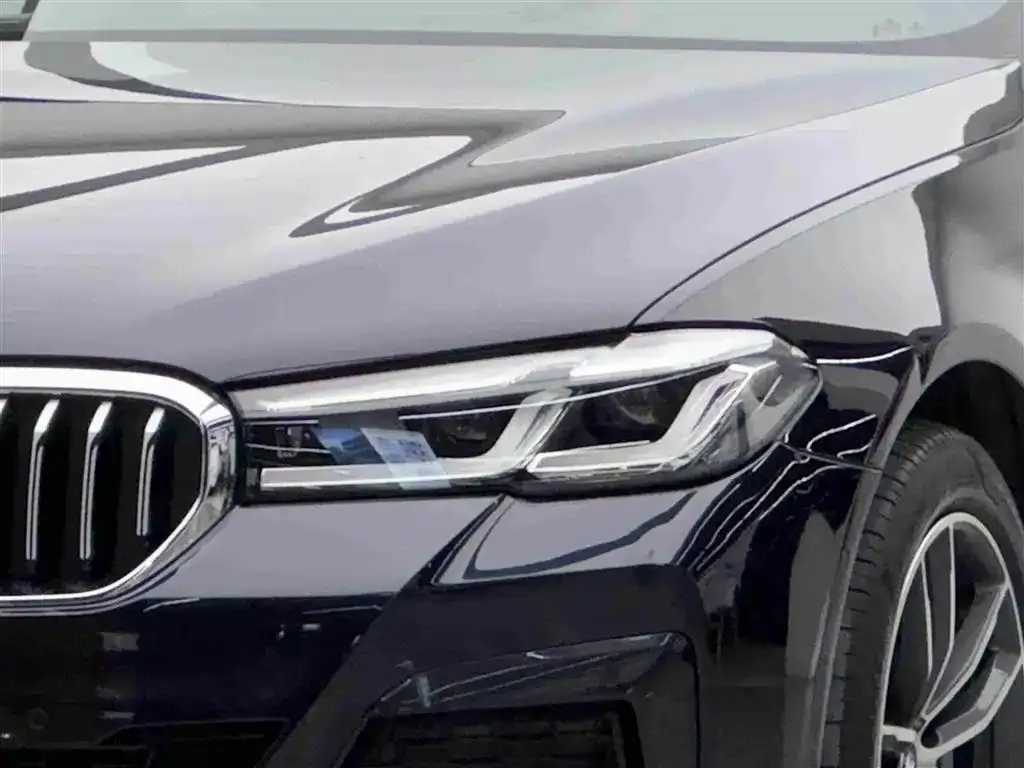 BMW 5 Series New Energy — фото 3