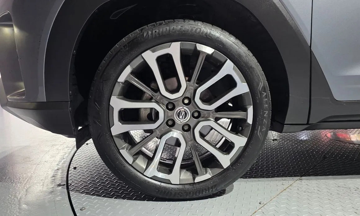 KG Mobility (Ssangyong) Torres — фото 3