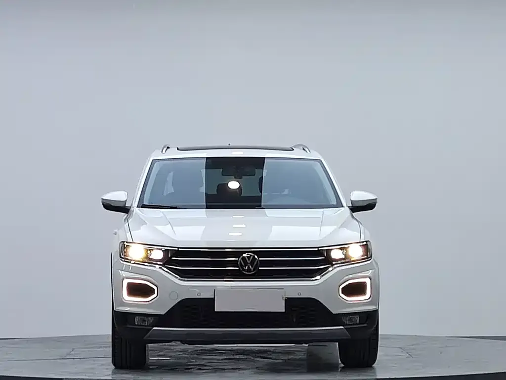 Volkswagen T-Roc — фото 4