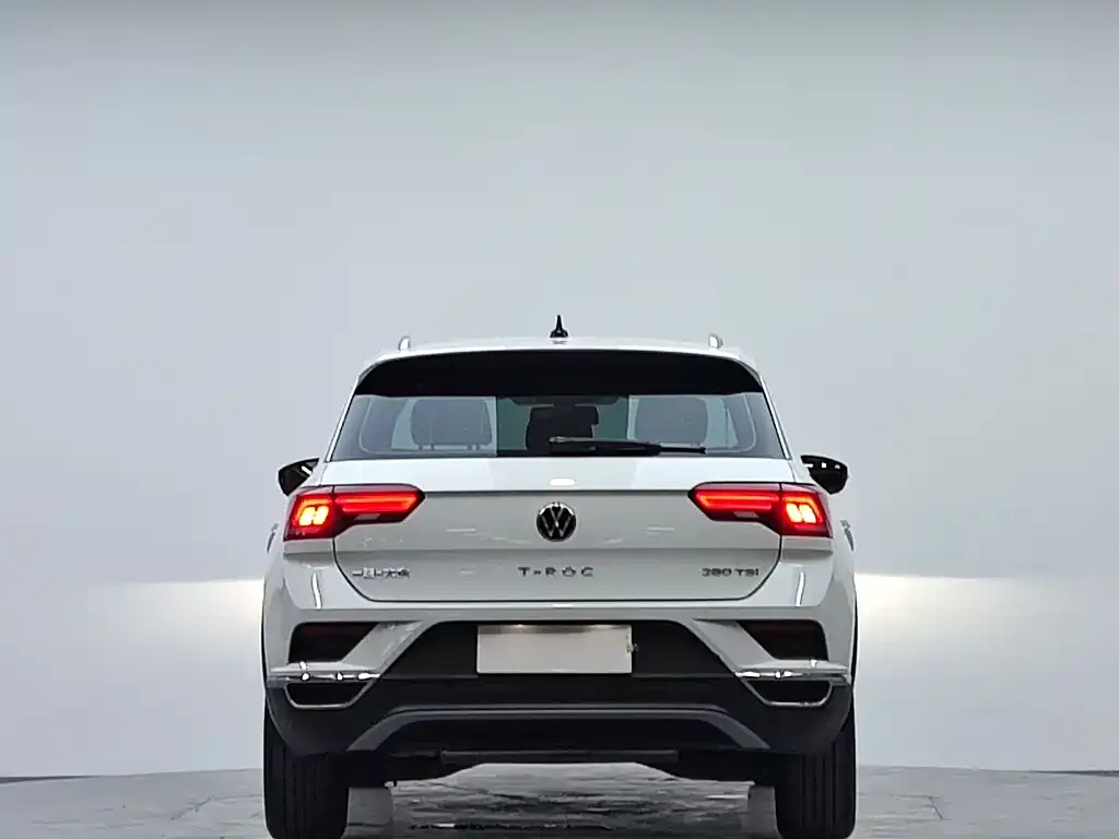 Volkswagen T-Roc — фото 3