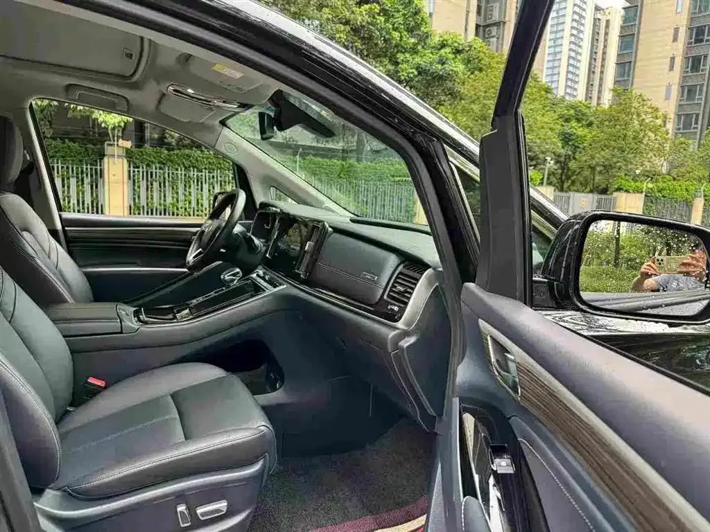 GAC Motor Trumpchi M8 — фото 7