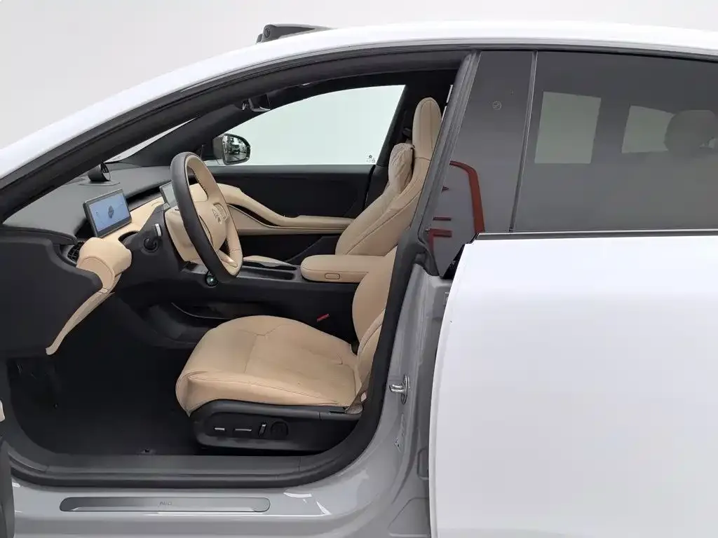 NIO ET5T 2024 из CN, фото 4