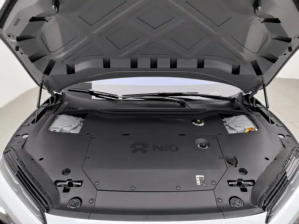 NIO ET5T 2024 из CN, фото 8