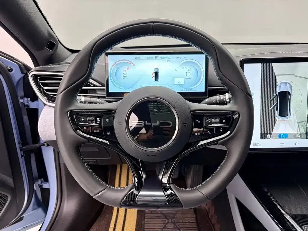 BYD Seal — фото 8