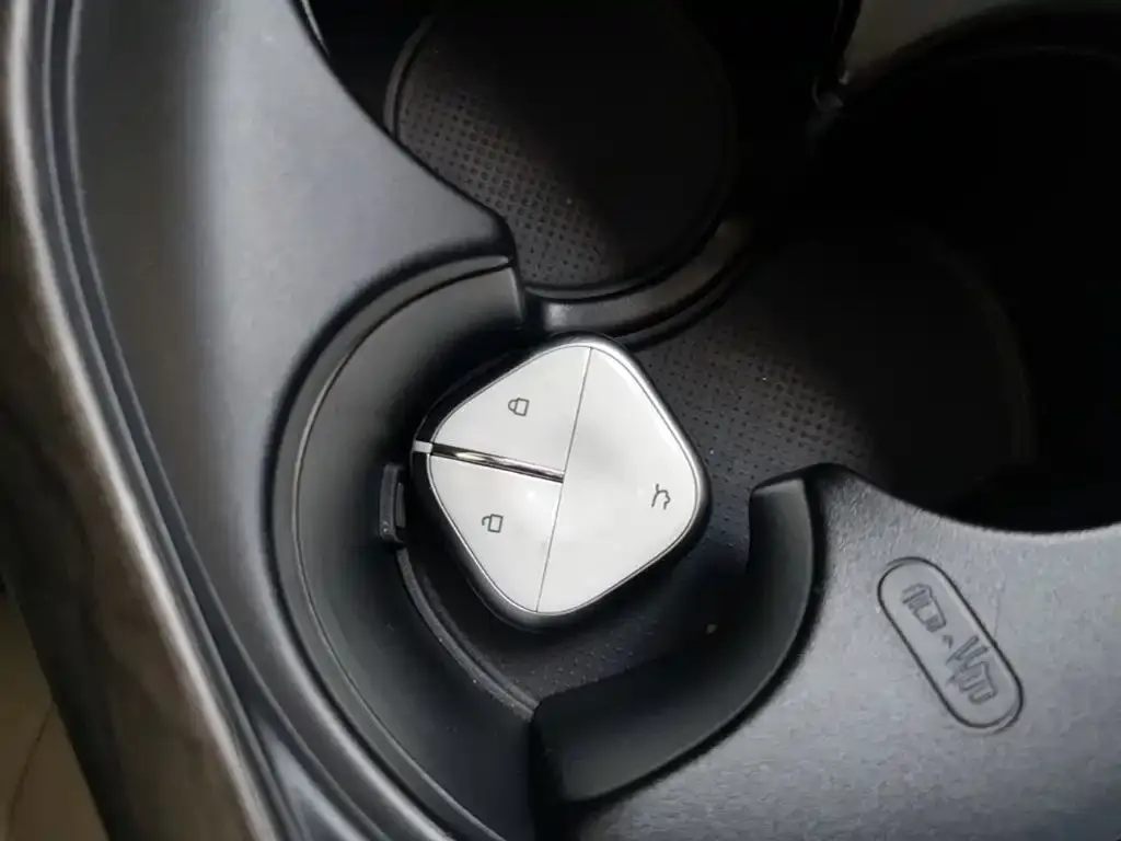 Baojun Yunduo — фото 2