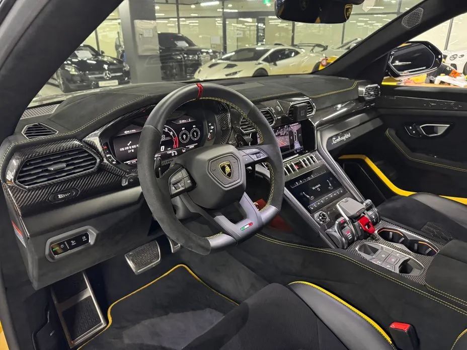Lamborghini Urus 2024 из KR, фото 4