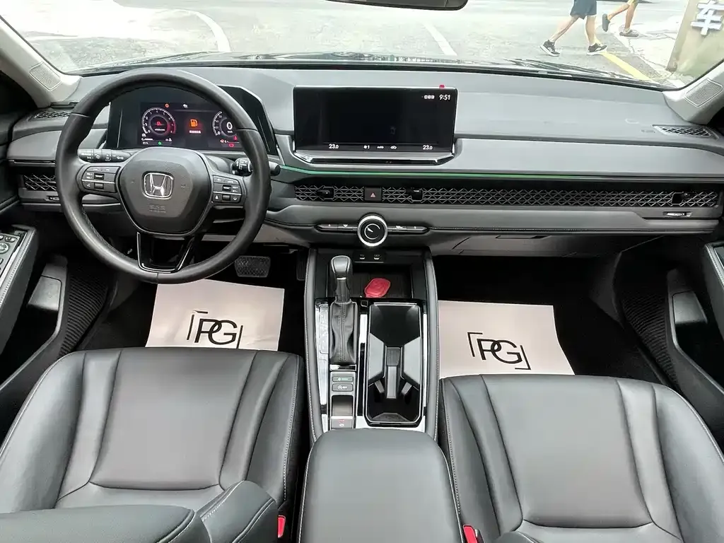 Honda Accord — фото 4