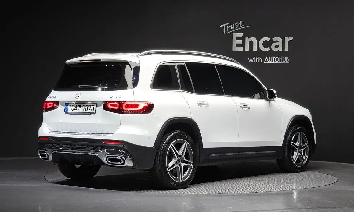 Mercedes-Benz GLB-Class — фото 5